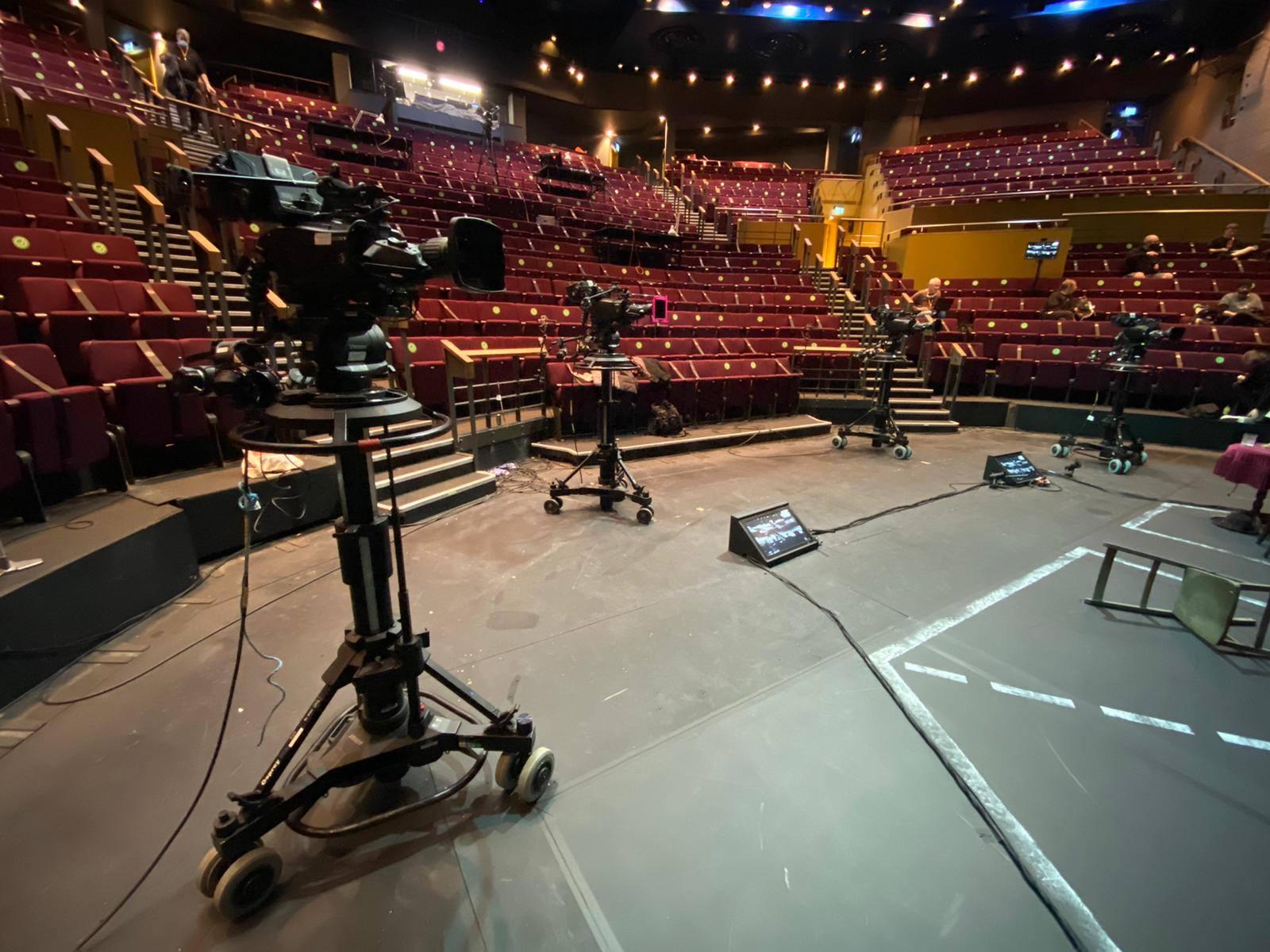 Production photo 128